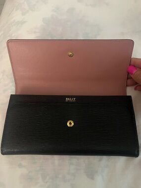Bally Black Leather Continental Wallet with Pink Interior Trim
